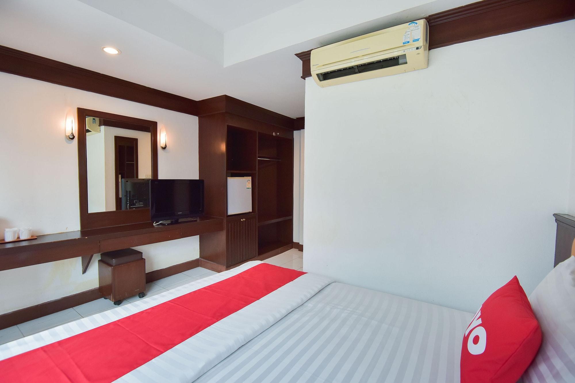 Phuket Oyo 389 Sira Boutique Residence מראה חיצוני תמונה