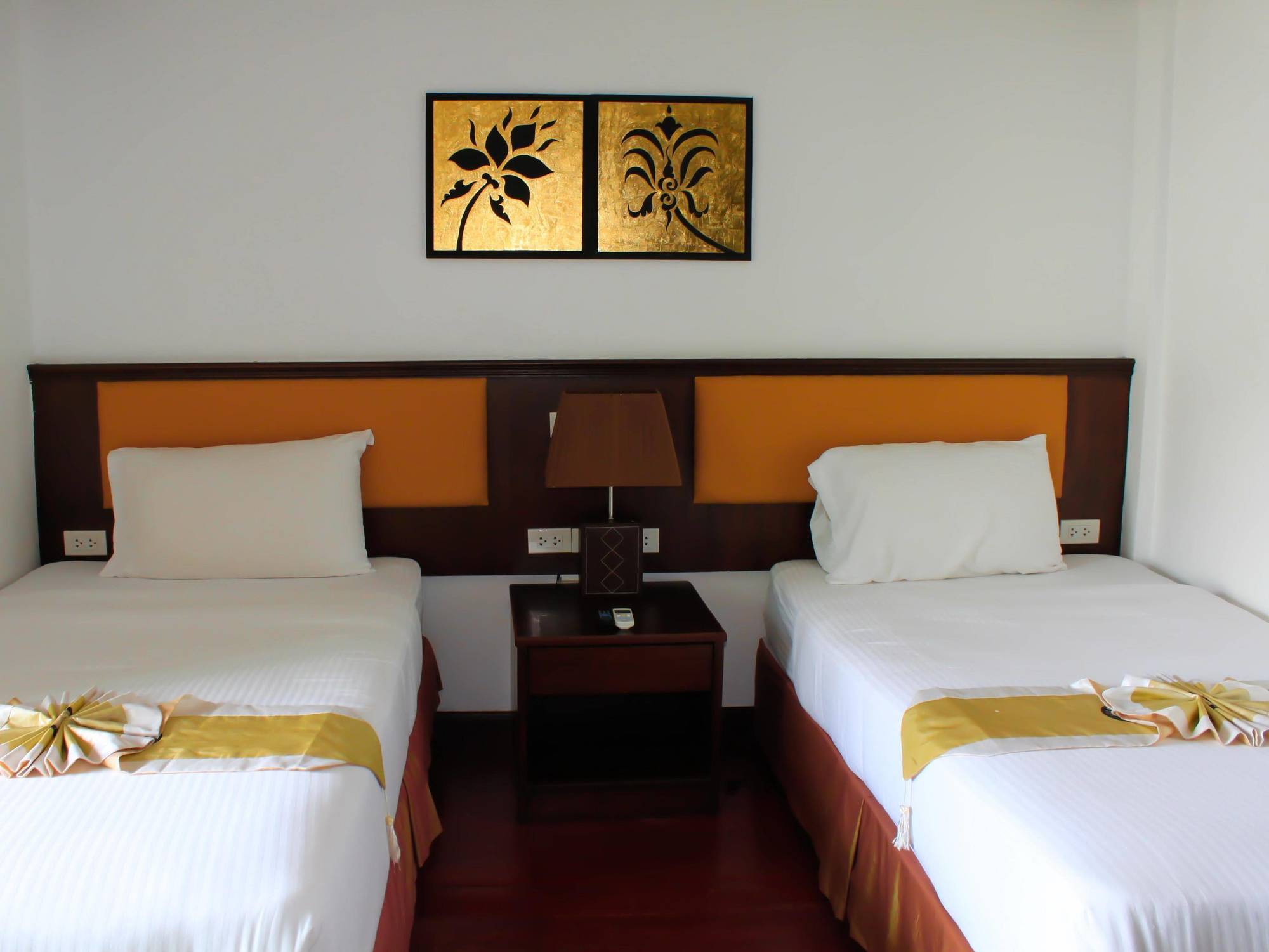 Phuket Oyo 389 Sira Boutique Residence מראה חיצוני תמונה
